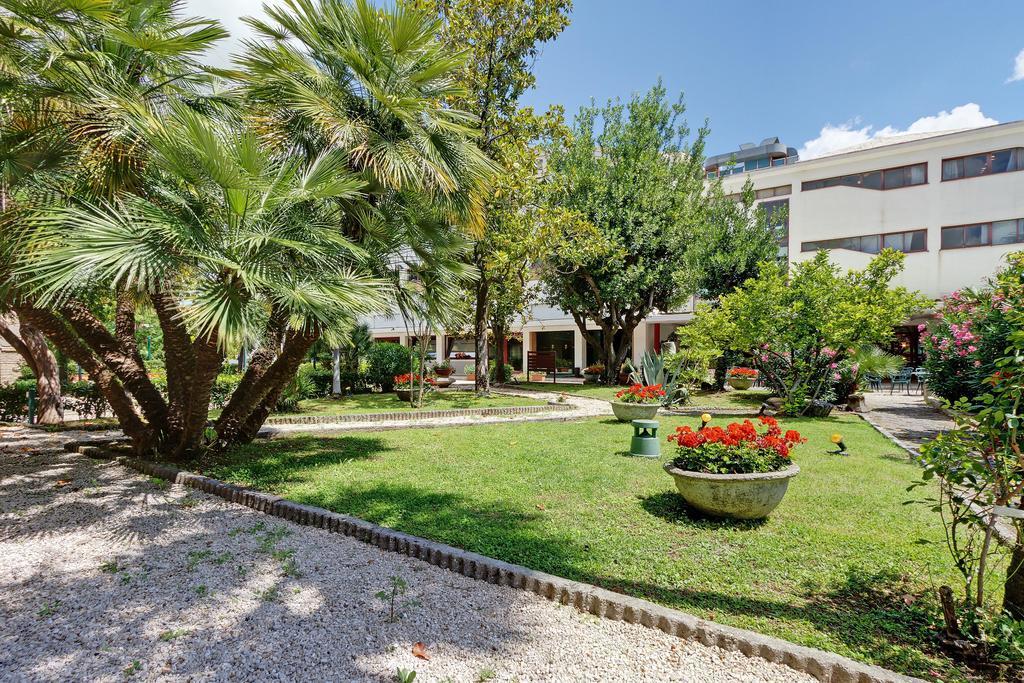 The Church Village روما المظهر الخارجي الصورة